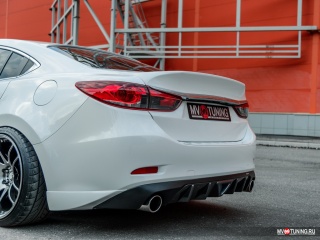 Крышка багажника var №1 место под номер овал на Mazda 6 / Atenza GJ (2012 - 2017)