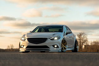 Комплект обвеса Lite Style для Mazda 6 / Atenza GJ (2012 - 2018), Клыки пер + зад, пороги, сплиттер